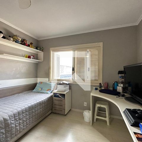 Casa à venda com 300m², 5 quartos e 2 vagasQuarto 4