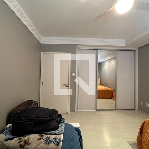 Casa à venda com 300m², 5 quartos e 2 vagasQuarto 2