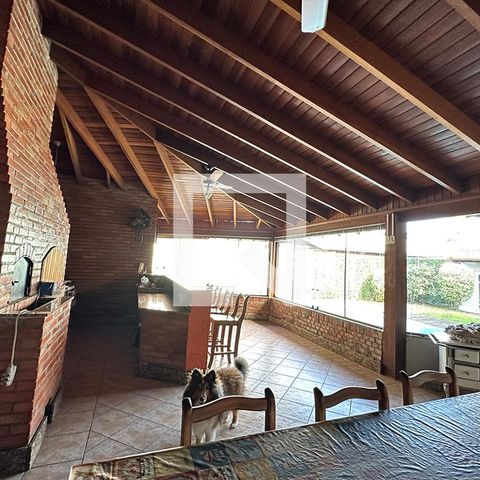 Casa à venda com 300m², 5 quartos e 2 vagasQuiosque