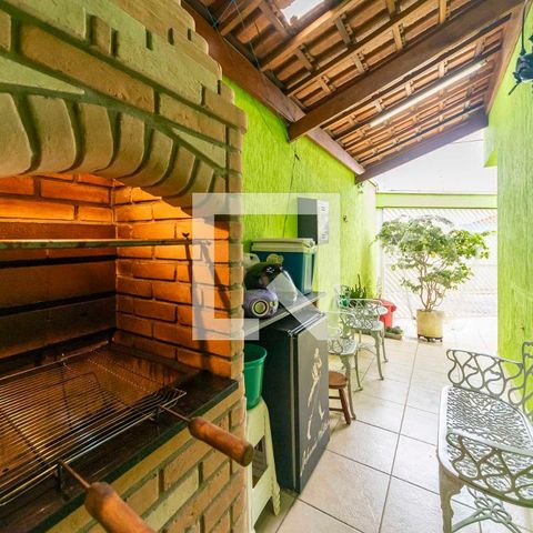 Casa à venda com 86m², 3 quartos e 3 vagas Casa à venda com 86m², 3 quartos e 3 vagasÁrea gourmet