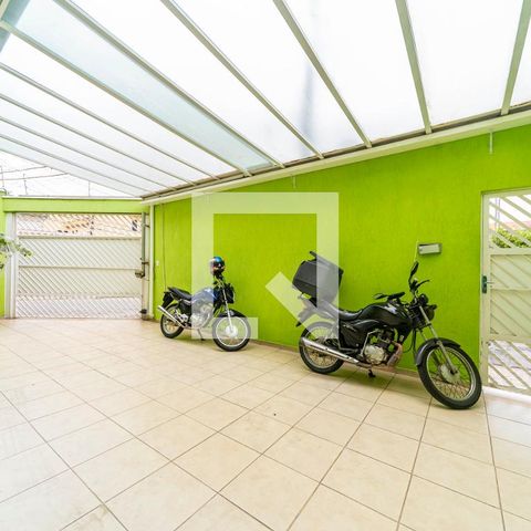 Casa à venda com 86m², 3 quartos e 3 vagas Casa à venda com 86m², 3 quartos e 3 vagasQuintal e Garagem