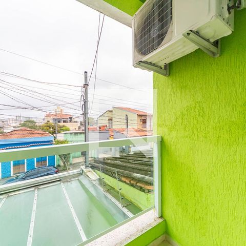 Casa à venda com 86m², 3 quartos e 3 vagas Casa à venda com 86m², 3 quartos e 3 vagasVaranda do Quarto 1