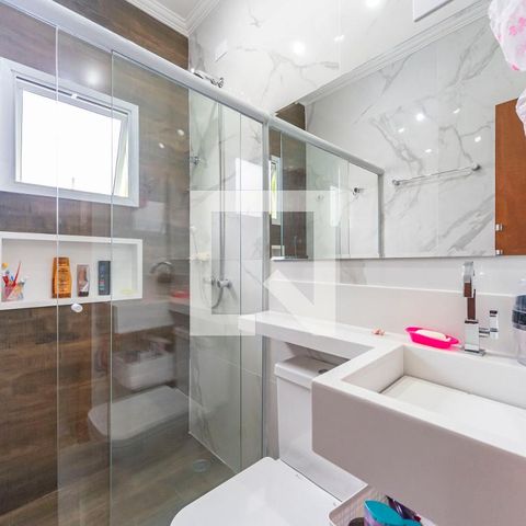 Casa à venda com 86m², 3 quartos e 3 vagas Casa à venda com 86m², 3 quartos e 3 vagasBanheiro Social