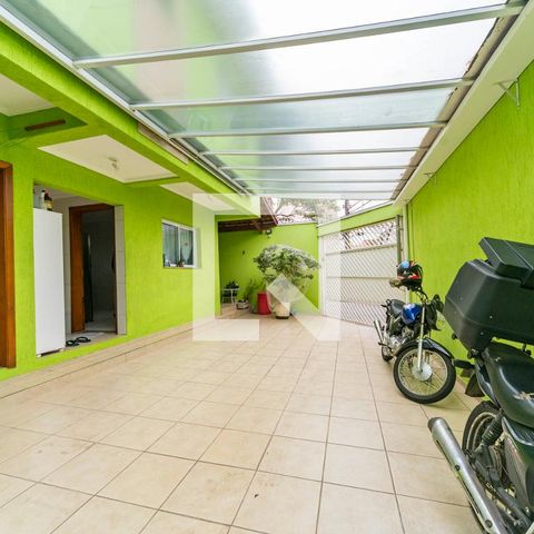 Casa à venda com 86m², 3 quartos e 3 vagas Casa à venda com 86m², 3 quartos e 3 vagasQuintal e Garagem