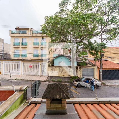 Casa à venda com 86m², 3 quartos e 3 vagas Casa à venda com 86m², 3 quartos e 3 vagasVista do Quarto 2