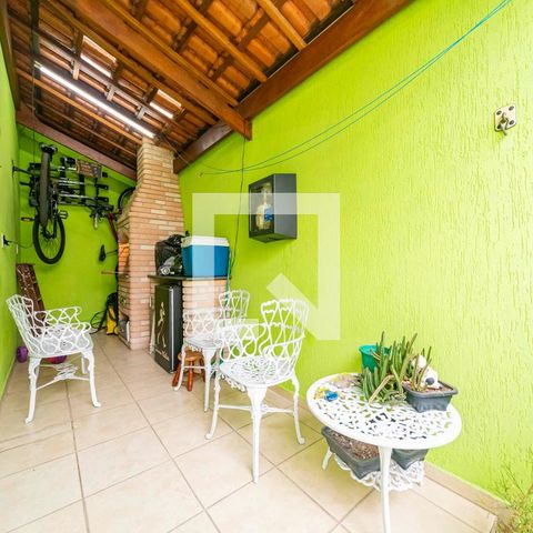 Casa à venda com 86m², 3 quartos e 3 vagas Casa à venda com 86m², 3 quartos e 3 vagasÁrea gourmet