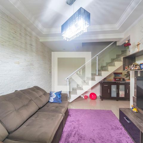 Casa à venda com 86m², 3 quartos e 3 vagas Casa à venda com 86m², 3 quartos e 3 vagasSala