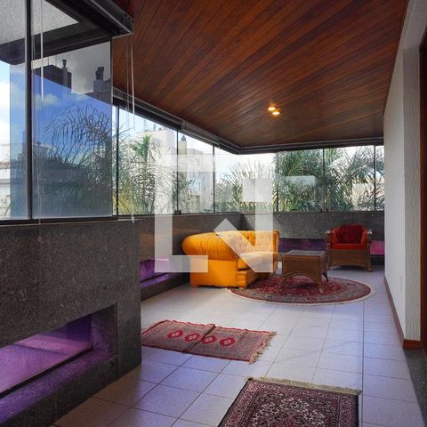 Apartamento à venda com 450m², 3 quartos e 3 vagas Apartamento à venda com 450m², 3 quartos e 3 vagasVaranda