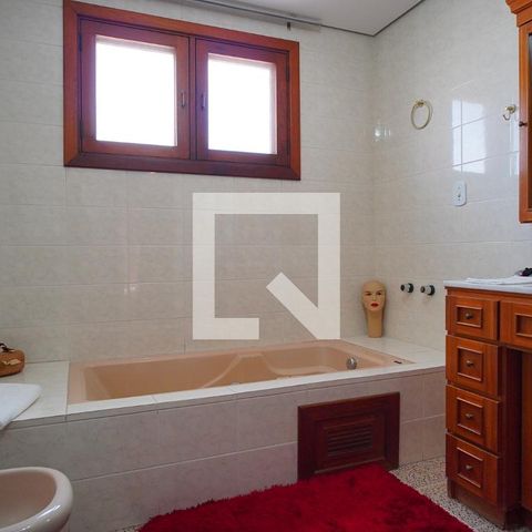 Apartamento à venda com 450m², 3 quartos e 3 vagas Apartamento à venda com 450m², 3 quartos e 3 vagasBanheiro suíte 2