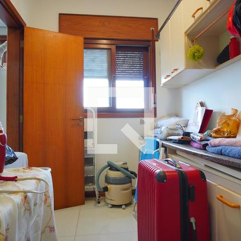 Apartamento à venda com 450m², 3 quartos e 3 vagas Apartamento à venda com 450m², 3 quartos e 3 vagasQuarto de Serviço