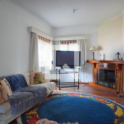 Apartamento à venda com 450m², 3 quartos e 3 vagas Apartamento à venda com 450m², 3 quartos e 3 vagasSala