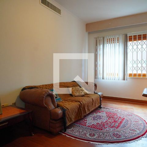Apartamento à venda com 450m², 3 quartos e 3 vagas Apartamento à venda com 450m², 3 quartos e 3 vagasSala