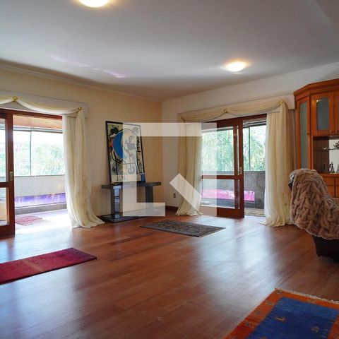 Apartamento à venda com 450m², 3 quartos e 3 vagas Apartamento à venda com 450m², 3 quartos e 3 vagasSala