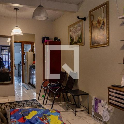 Casa à venda com 40m², 2 quartos e 1 vaga Casa à venda com 40m², 2 quartos e 1 vagaSala