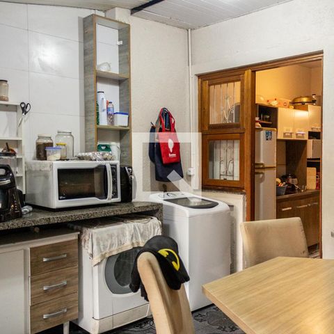 Casa à venda com 40m², 2 quartos e 1 vaga Casa à venda com 40m², 2 quartos e 1 vagaCozinha