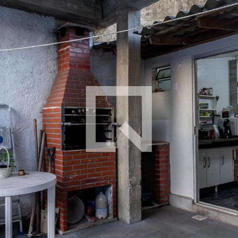 Casa à venda com 40m², 2 quartos e 1 vaga Casa à venda com 40m², 2 quartos e 1 vagaÁrea de Serviço