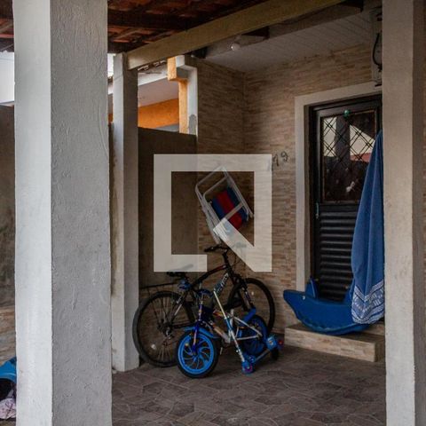 Casa à venda com 40m², 2 quartos e 1 vaga Casa à venda com 40m², 2 quartos e 1 vagaVaranda