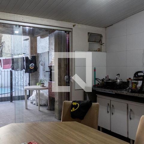 Casa à venda com 40m², 2 quartos e 1 vaga Casa à venda com 40m², 2 quartos e 1 vagaCozinha