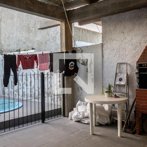 Casa à venda com 40m², 2 quartos e 1 vaga Casa à venda com 40m², 2 quartos e 1 vagaÁrea de Serviço