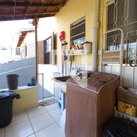 Casa à venda com 150m², 3 quartos e 1 vagaÁrea de Serviço 