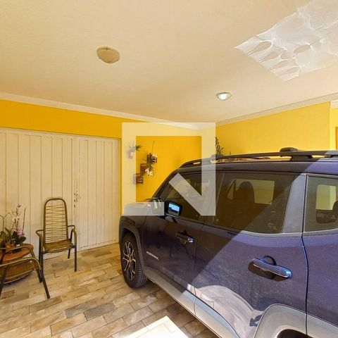 Casa à venda com 140m², 2 quartos e 4 vagasGaragem