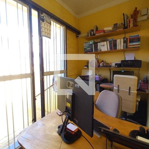 Casa à venda com 140m², 2 quartos e 4 vagasEscritório