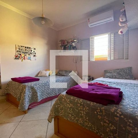 Casa à venda com 140m², 2 quartos e 4 vagasQuarto 2