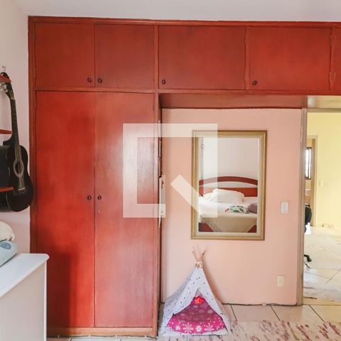 Casa à venda com 290m², 7 quartos e 3 vagasQuarto 6