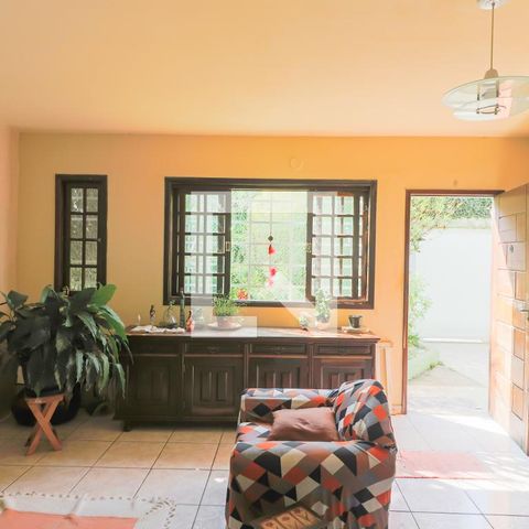 Casa à venda com 290m², 7 quartos e 3 vagasSala