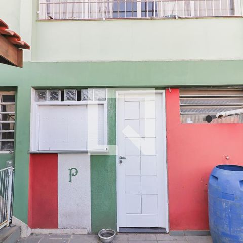 Casa à venda com 290m², 7 quartos e 3 vagasQuarto e Banheiro Serviço