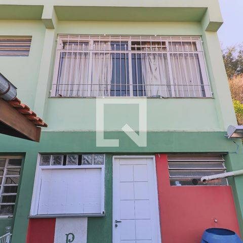 Casa à venda com 290m², 7 quartos e 3 vagasQuarto e Banheiro Serviço