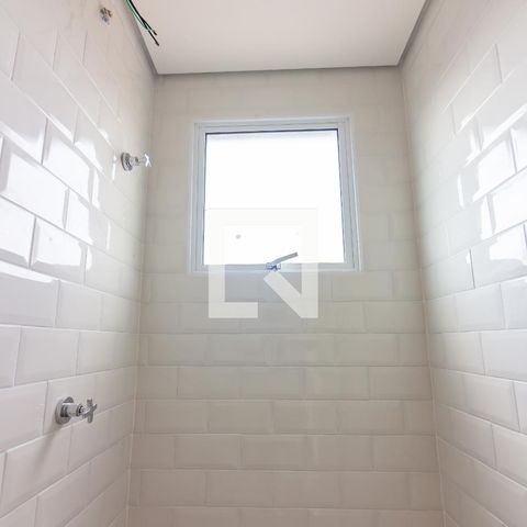 Apartamento à venda com 46m², 2 quartos e sem vagaBanheiro