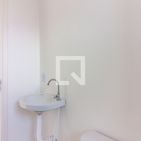 Apartamento à venda com 46m², 2 quartos e sem vagaBanheiro