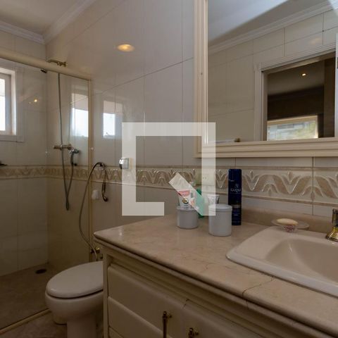 Casa para alugar com 465m², 4 quartos e 6 vagas Casa para alugar com 465m², 4 quartos e 6 vagasBanheiro da Suíte master