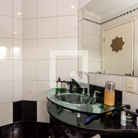 Casa para alugar com 465m², 4 quartos e 6 vagas Casa para alugar com 465m², 4 quartos e 6 vagasBanheiro da Suíte 3