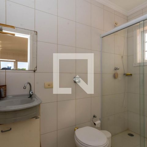 Casa para alugar com 465m², 4 quartos e 6 vagas Casa para alugar com 465m², 4 quartos e 6 vagasBanheiro