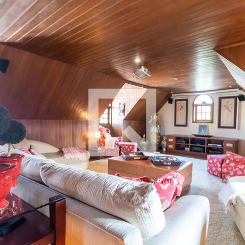 Casa para alugar com 465m², 4 quartos e 6 vagas Casa para alugar com 465m², 4 quartos e 6 vagasÁrea de Descanso