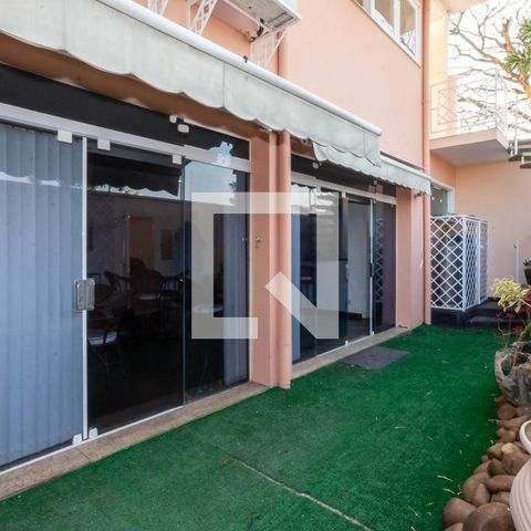 Casa para alugar com 465m², 4 quartos e 6 vagas Casa para alugar com 465m², 4 quartos e 6 vagasQuintal