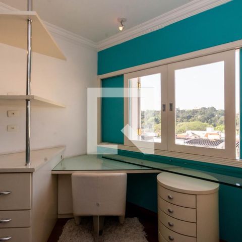 Casa para alugar com 465m², 4 quartos e 6 vagas Casa para alugar com 465m², 4 quartos e 6 vagasSuíte 2