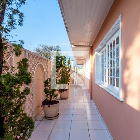 Casa para alugar com 465m², 4 quartos e 6 vagas Casa para alugar com 465m², 4 quartos e 6 vagasÁrea externa