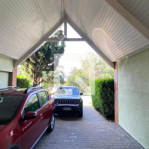 Casa de condomínio à venda com 320m², 4 quartos e 4 vagasGaragem