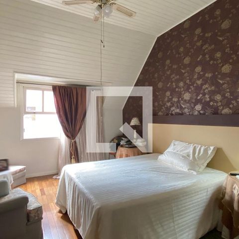 Casa de condomínio à venda com 320m², 4 quartos e 4 vagasSuíte 1
