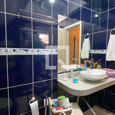 Casa de condomínio à venda com 320m², 4 quartos e 4 vagasBanheiro da Suíte 1