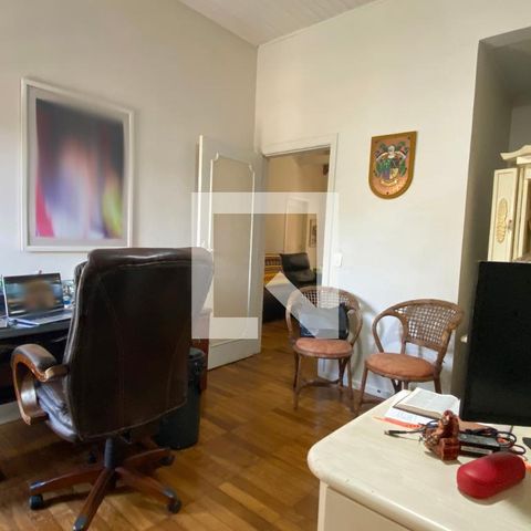 Casa de condomínio à venda com 320m², 4 quartos e 4 vagasQuarto 4