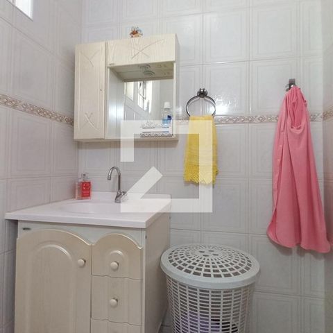 Casa à venda com 170m², 4 quartos e 1 vagaBanheiro