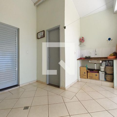 Casa à venda com 170m², 4 quartos e 1 vagaÁrea comum