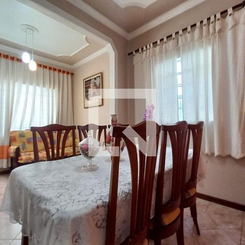 Casa à venda com 170m², 4 quartos e 1 vagaSala de Jantar