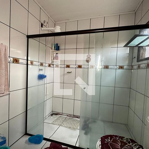 Casa à venda com 92m², 3 quartos e 2 vagasBanheiro