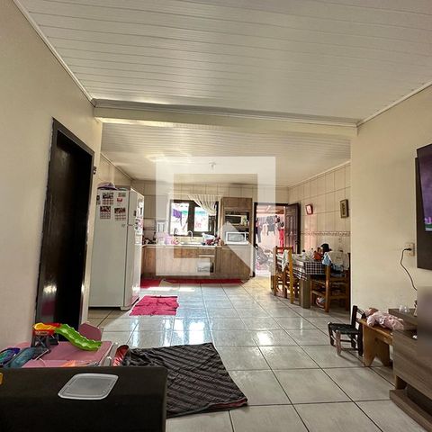 Casa à venda com 92m², 3 quartos e 2 vagasSala