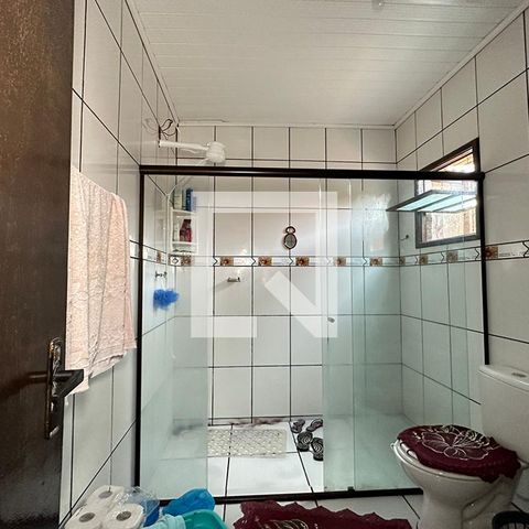 Casa à venda com 92m², 3 quartos e 2 vagasBanheiro